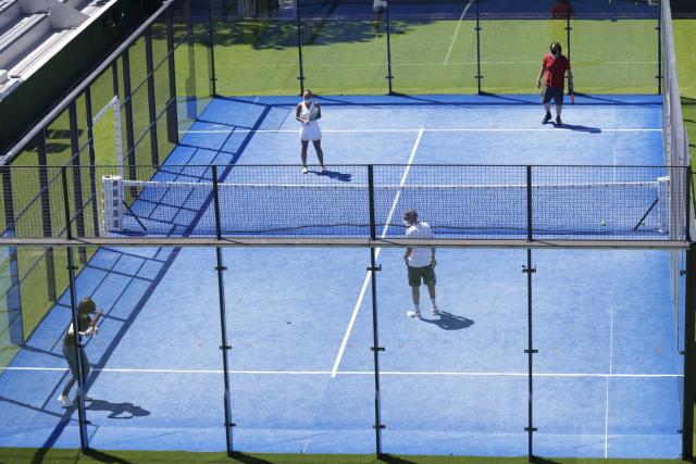 Padel tennis à Port Camargue, Le Grau du Roi